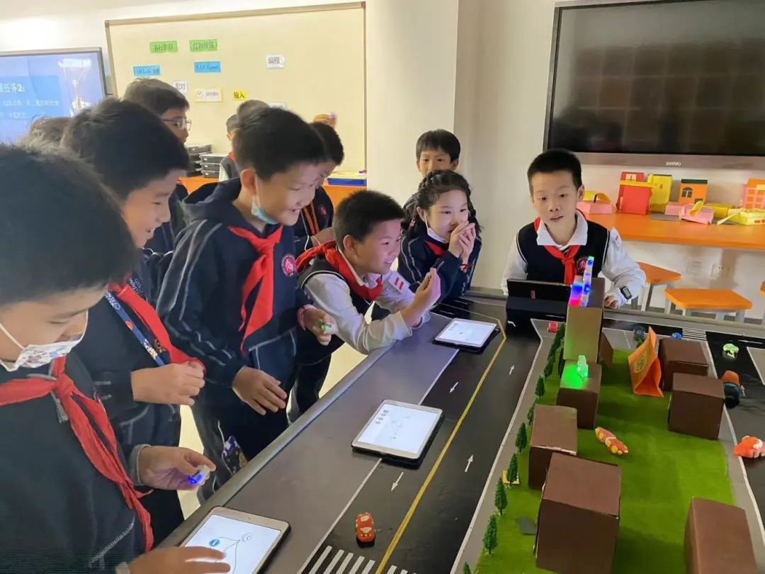 融合创新，科技赋能 静安教育六大重点任务引领高质量教育新篇章