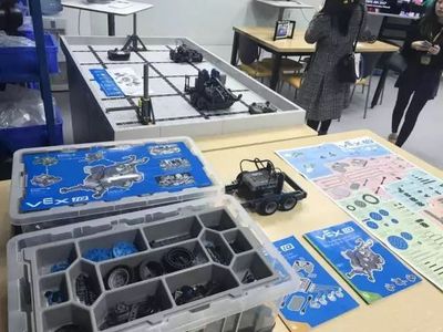 深外大族创客空间成立 为中小学生科研启蒙插上科技的翅膀